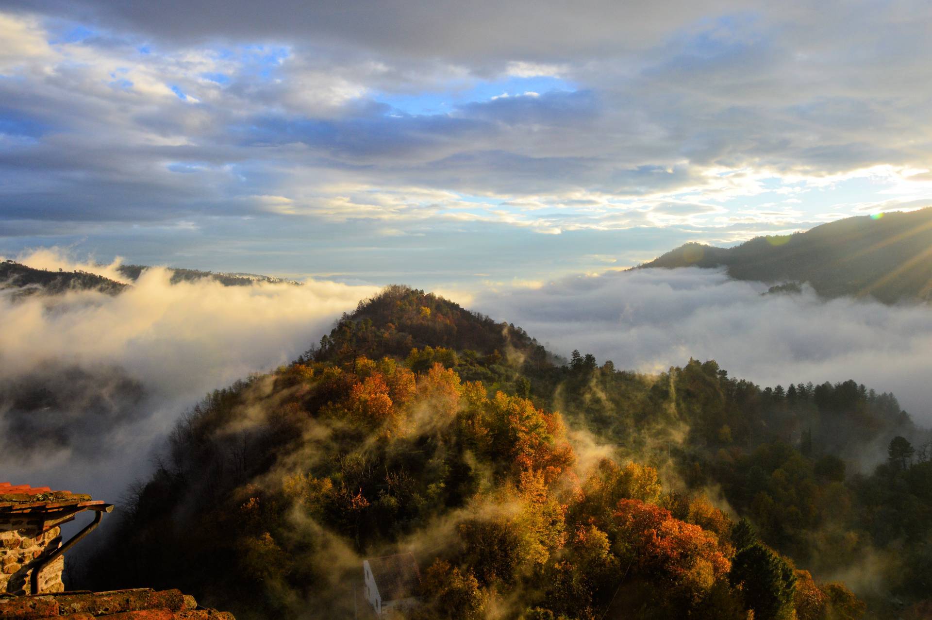 Terratetto con terrazza panoramica in vendita a Pescia