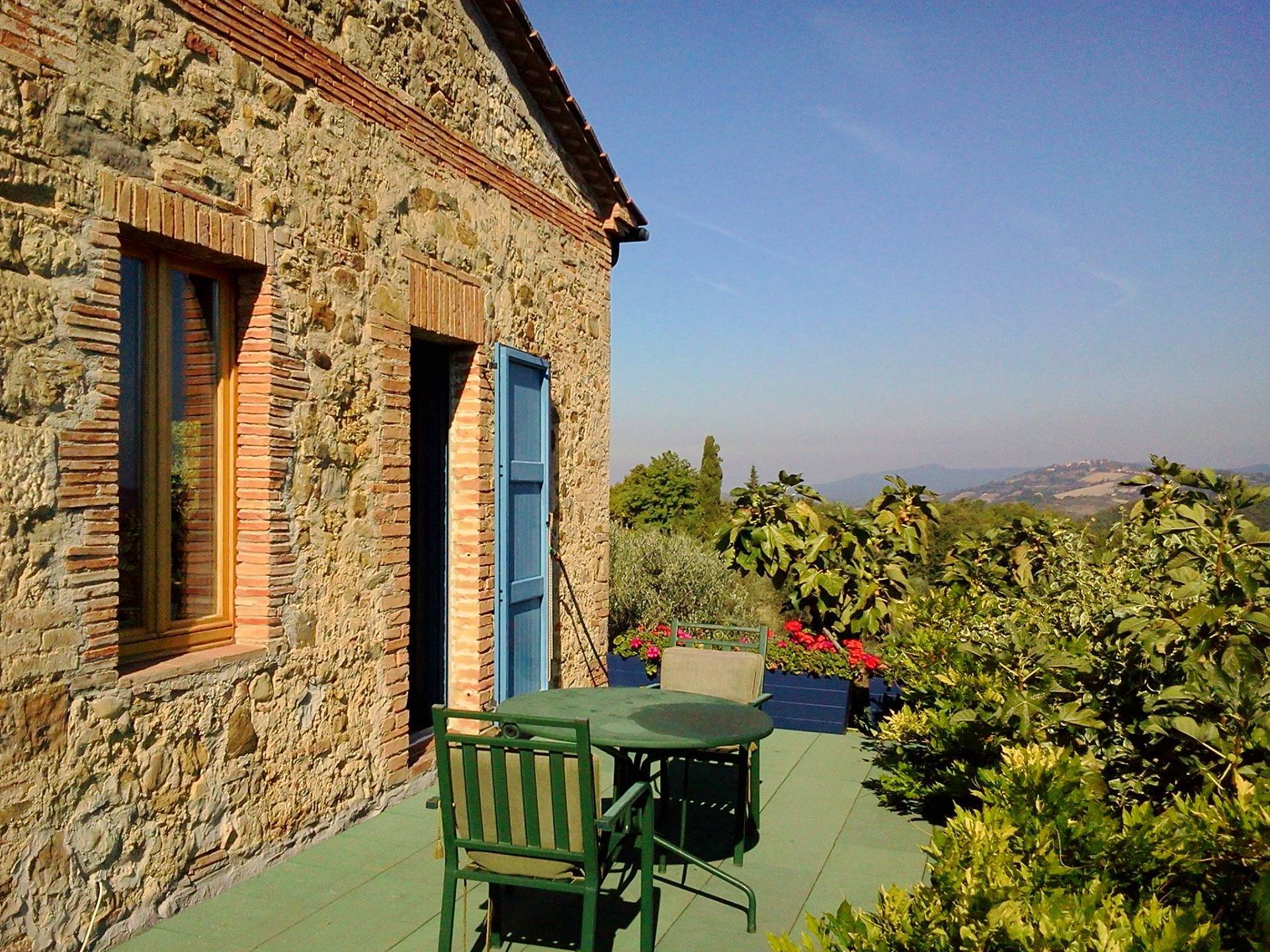 Azienda agricola in posizione panoramica in vendita a Radicondoli