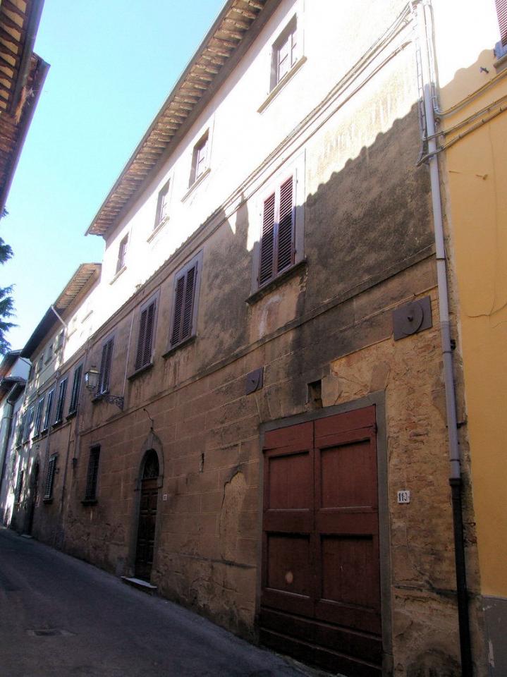 Palazzo Terratetto di particolare pregio storico in vendita a Montopoli in Val d'Arno