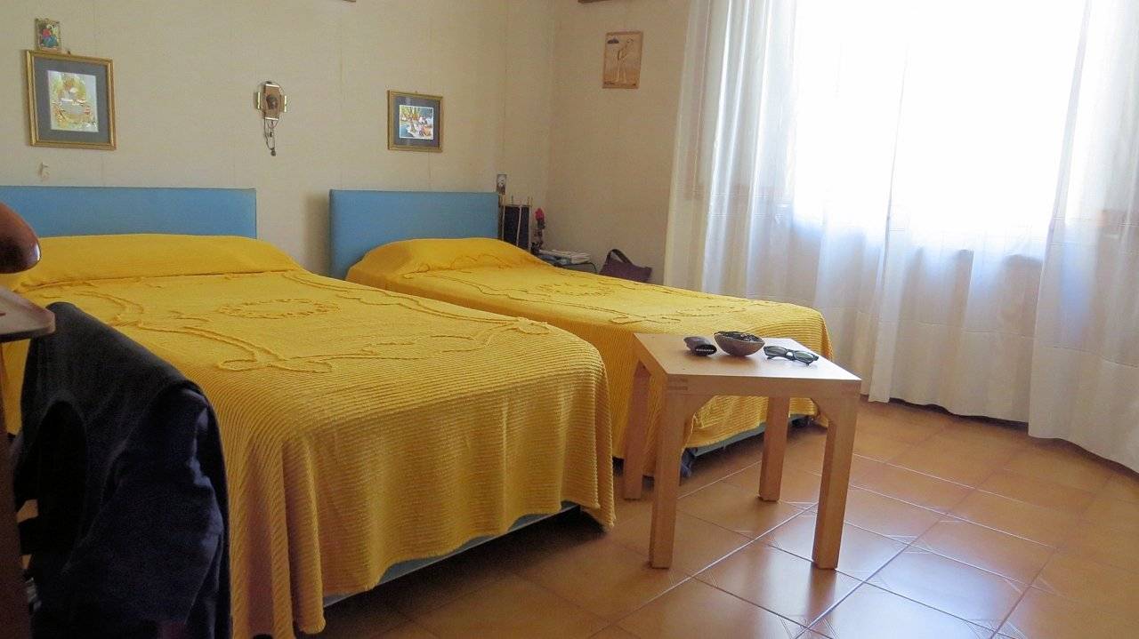 Appartamento in pieno centro di Marina di Massa in vendita a Massa, Marina di Massa