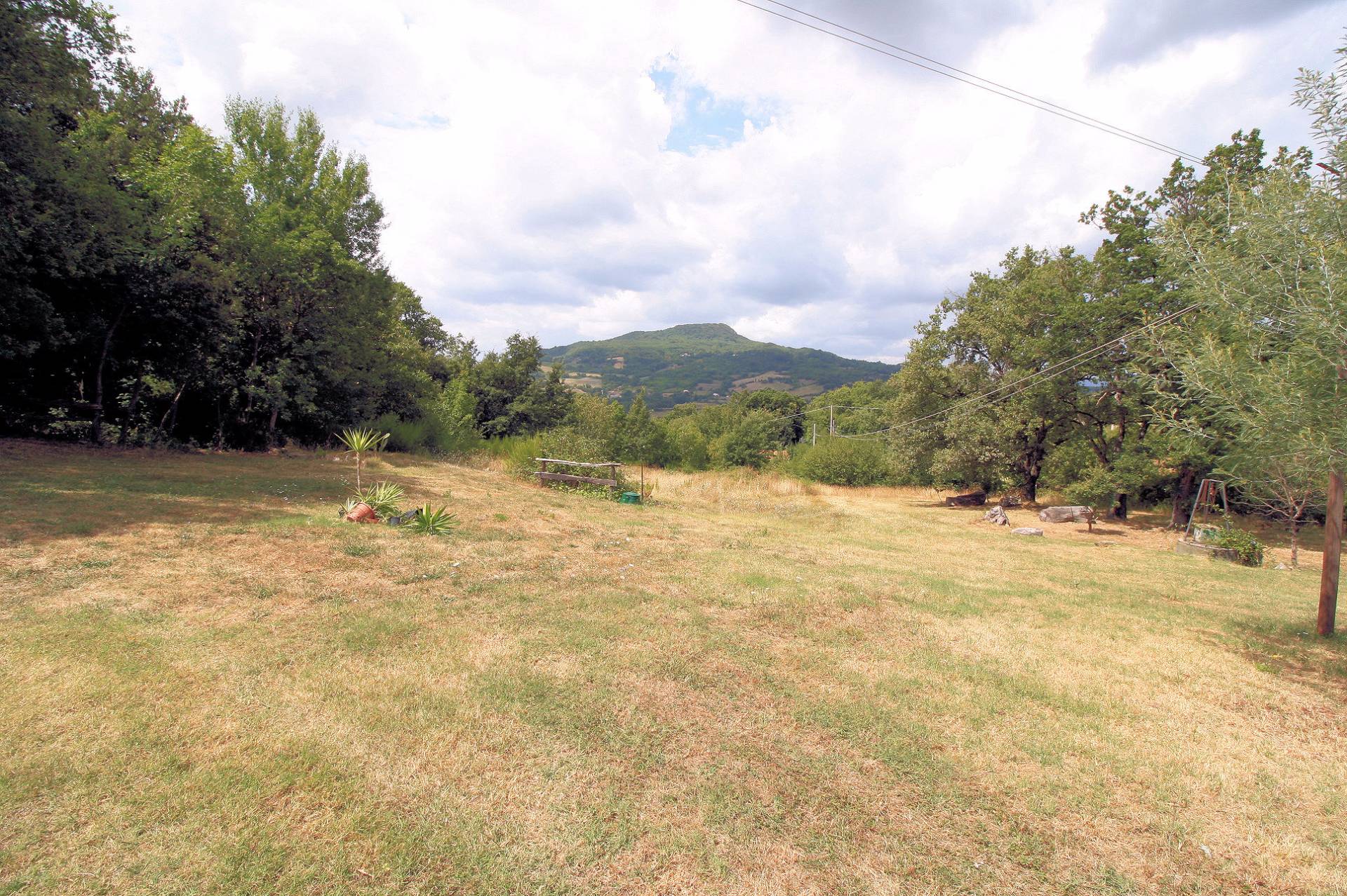 Rustici con vista panoramica in vendita a Roccastrada, Sassofortino