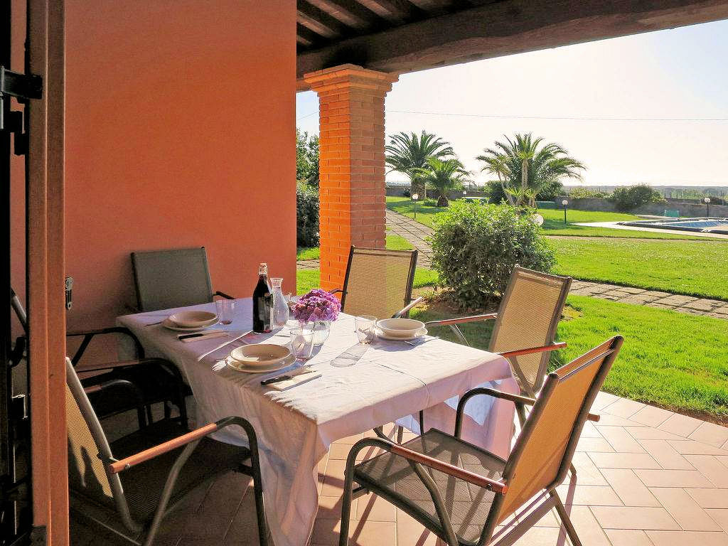 Struttura agrituristica ben avviata con piscine in vendita a Scarlino