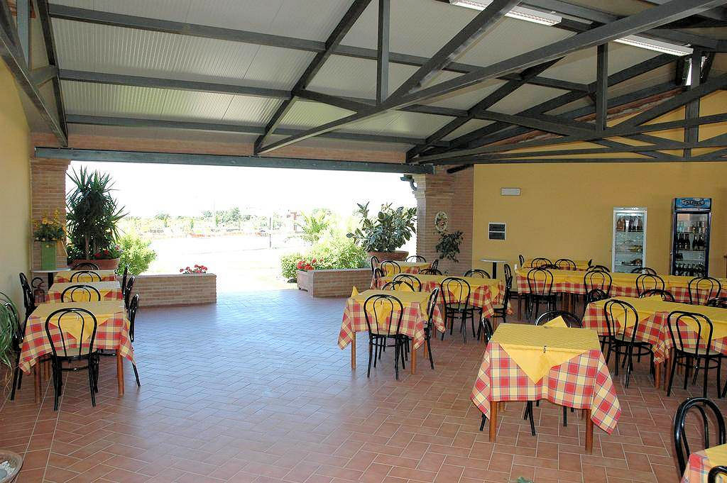 Struttura agrituristica ben avviata con piscine in vendita a Scarlino