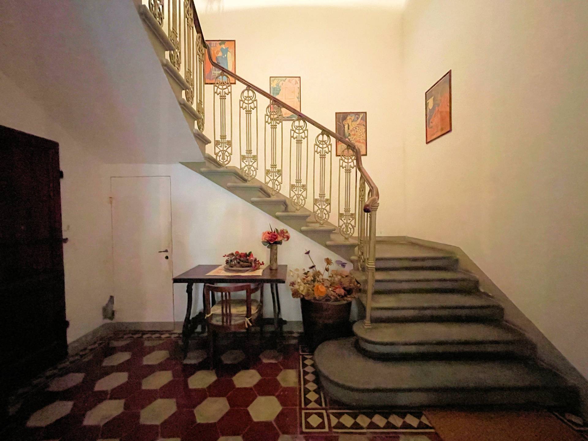 Villa di ampia superficie con giardino in vendita a Capannoli, San Pietro Belvedere