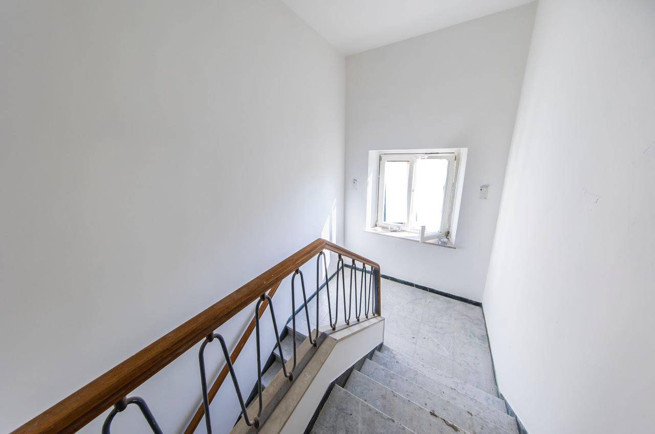 Porzione terratetto di villa bifamiliare in vendita a Pescia