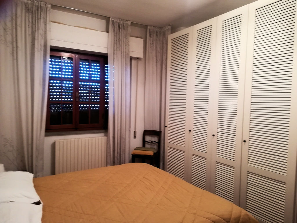 Villa con giardino vicina al mare in vendita a Massa, Marina di Massa