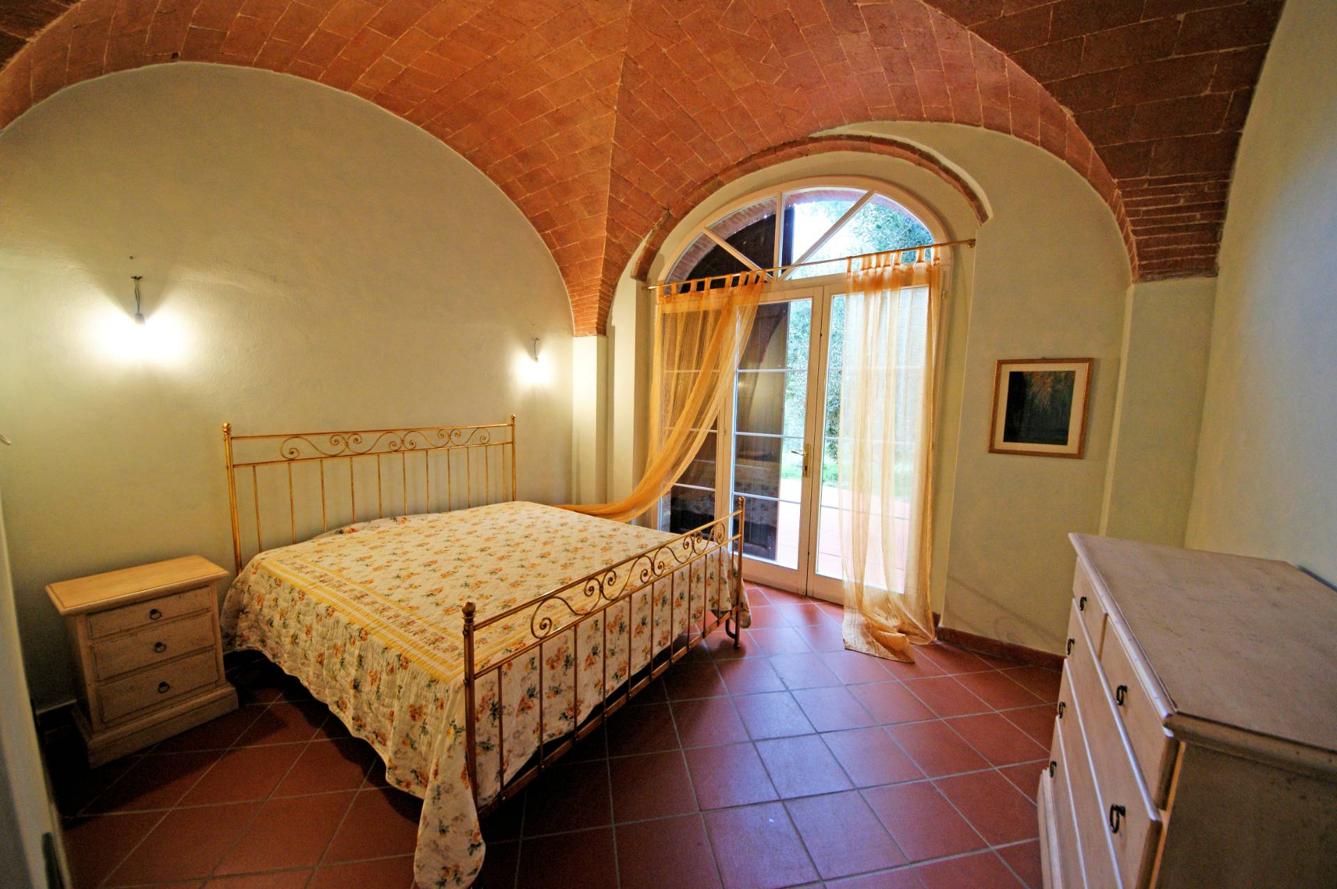 Casa colonica ristrutturata con parco e vista panoramica in vendita a Chianni, Rivalto