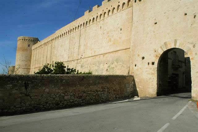 Azienda vitivinicola Morellino di Scansano con agriturismo in vendita a Grosseto