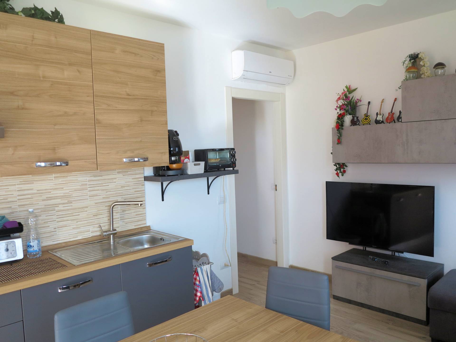 Appartamento al piano primo con giardino in vendita a Roccastrada, Ribolla