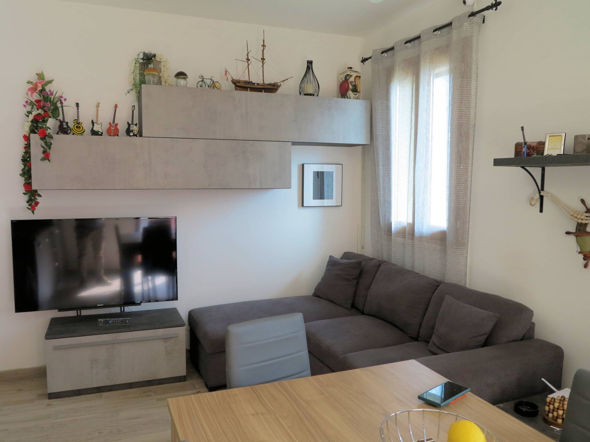 Appartamento al piano primo con giardino in vendita a Roccastrada, Ribolla