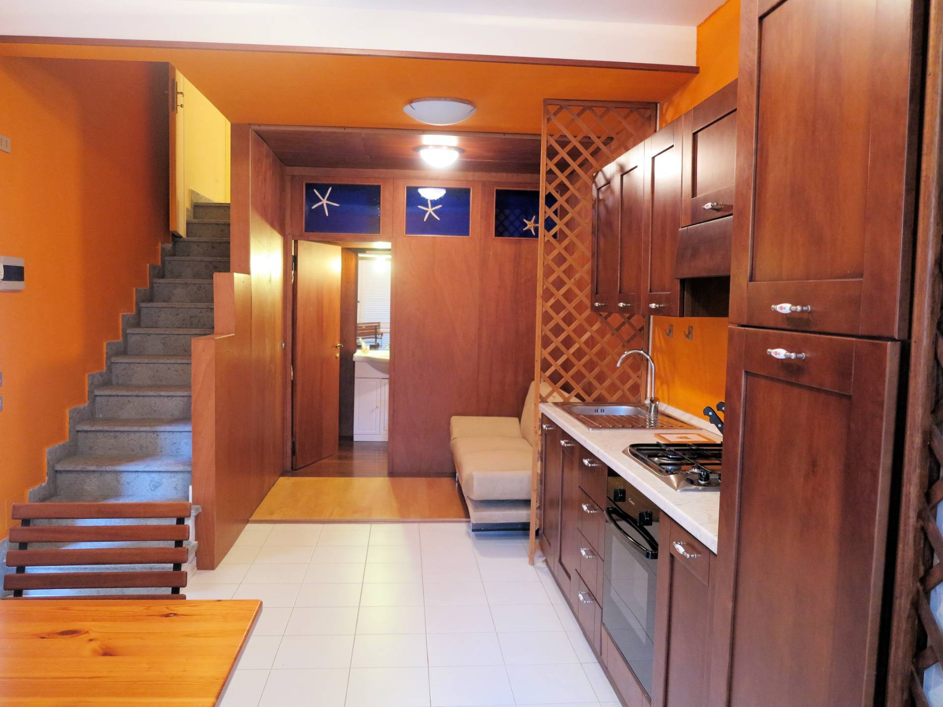 Villetta indipendente con piscina condominiale in vendita a Castiglione della Pescaia, Punta Ala