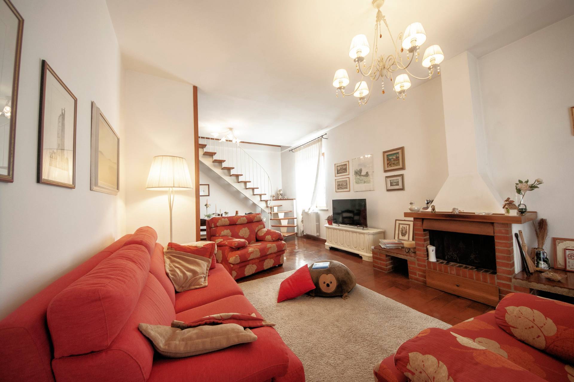 Appartamento in bifamiliare con giardino privato e depemdance in vendita a Santa Maria a Monte