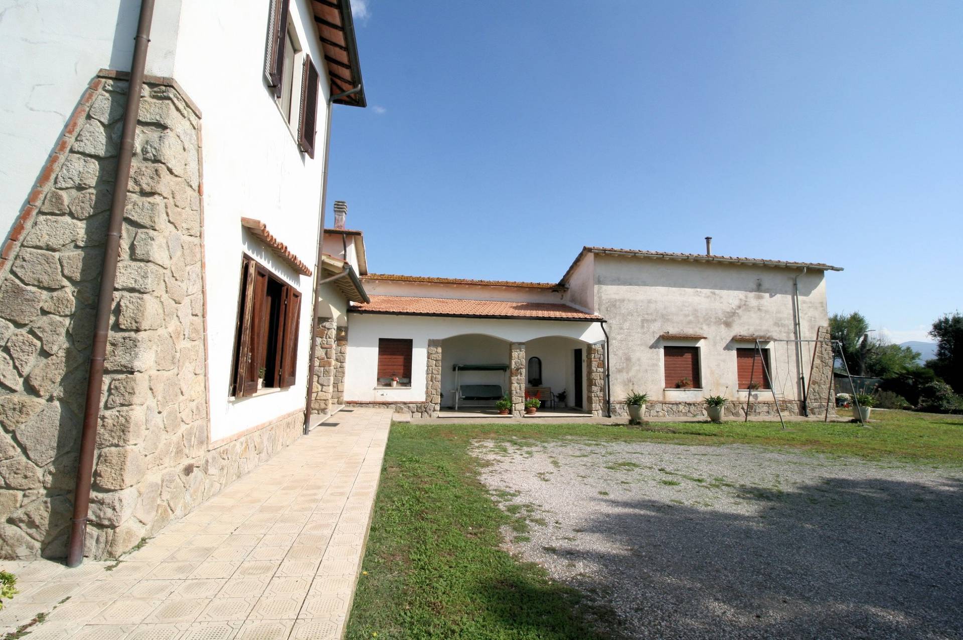 Podere ex Ente Maremma di ampia superficie in vendita a Roccastrada