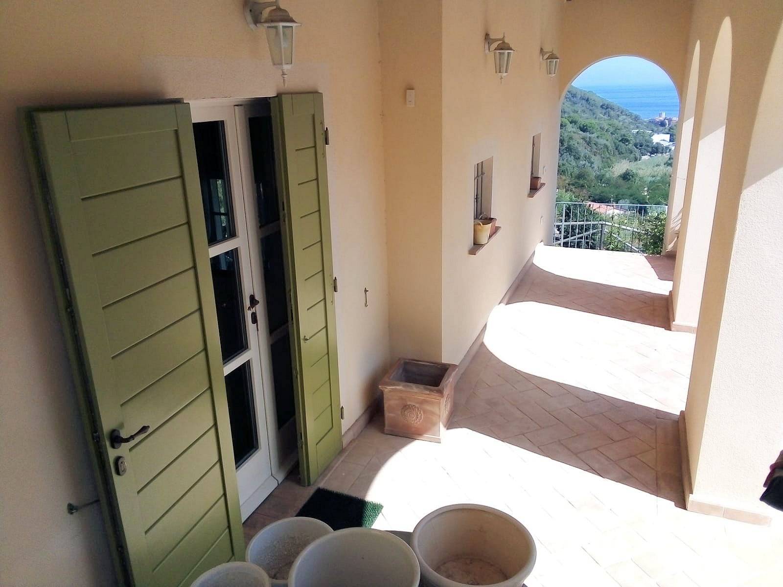 Villa con vista mare in vendita a Marciana Marina