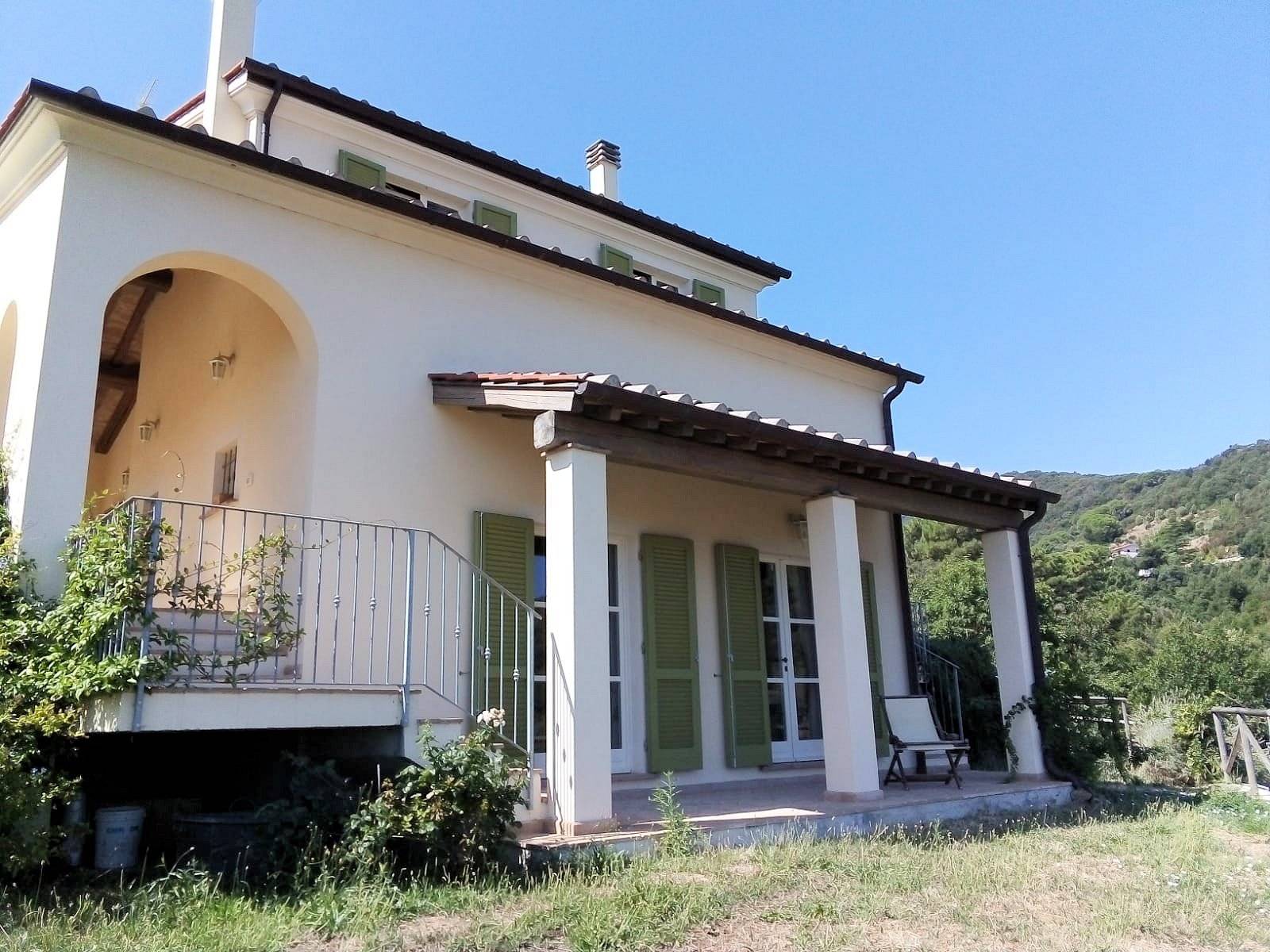 Villa con vista mare in vendita a Marciana Marina