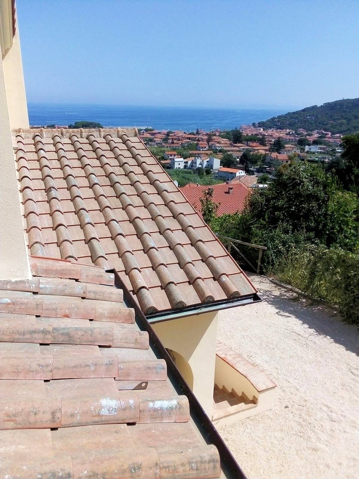 Villa con vista mare in vendita a Marciana Marina