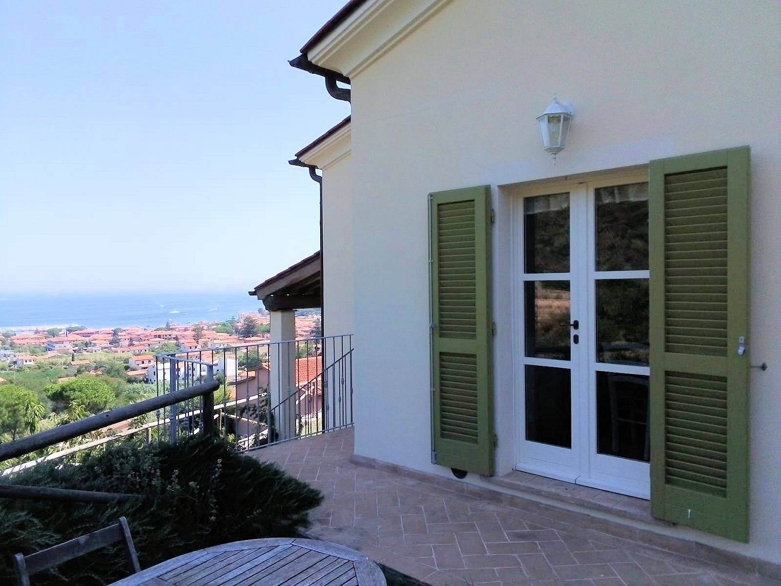 Villa con vista mare in vendita a Marciana Marina