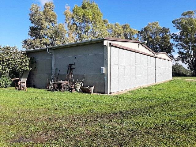 Complesso immobiliare di ampia superficie con terreni in vendita a Capalbio, Capalbio Scalo