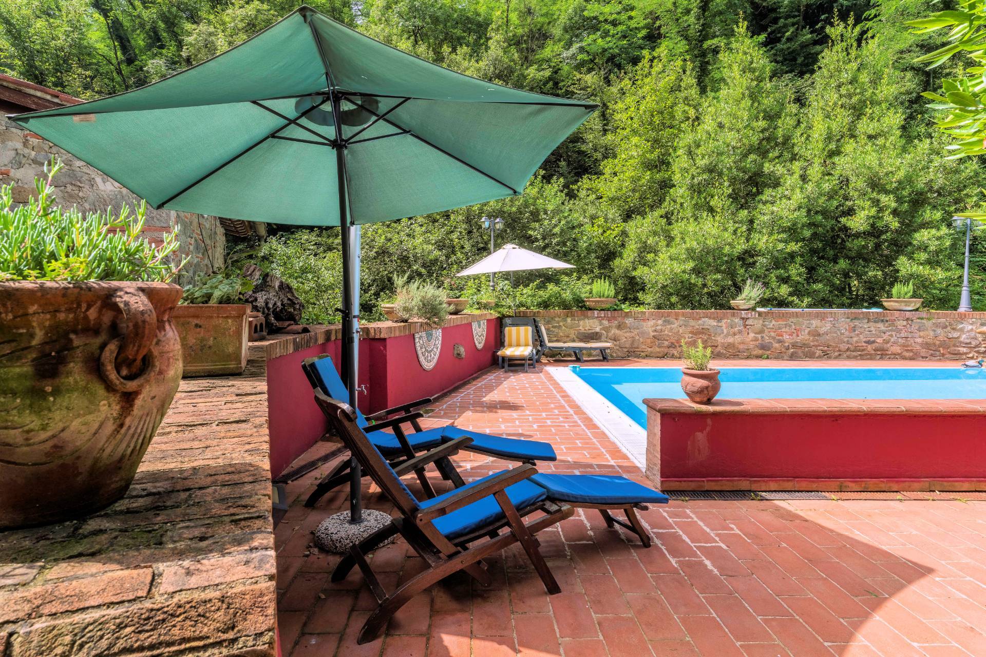 Rustico in stile Toscano con giardino e piscina in vendita a Buggiano, Colle