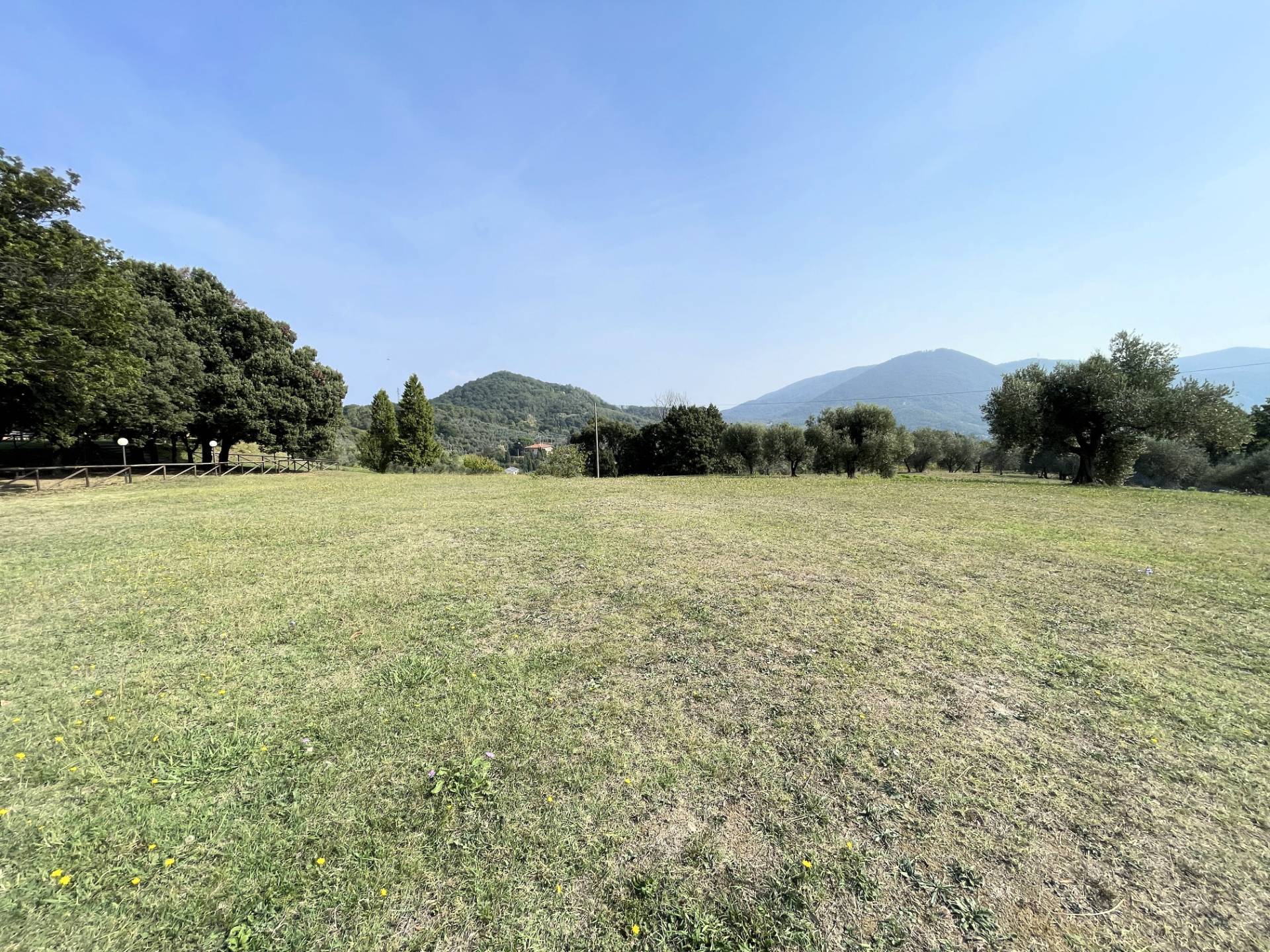 Agriturismo con ampio terreno con vista panoramica in vendita a Vecchiano