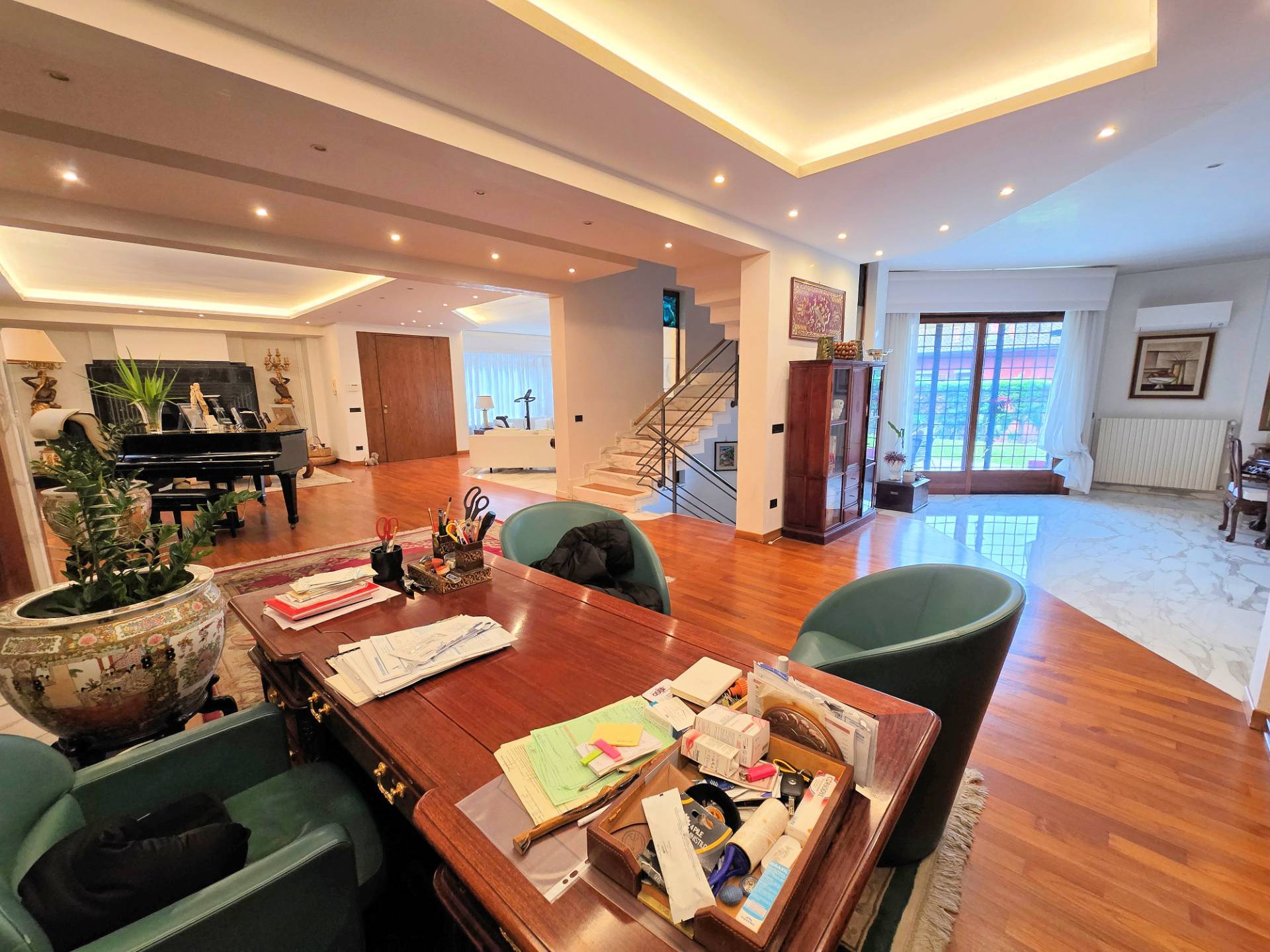 Villa di pregio con ottime rifiniture in comoda zona residenziale in vendita a Pieve a Nievole