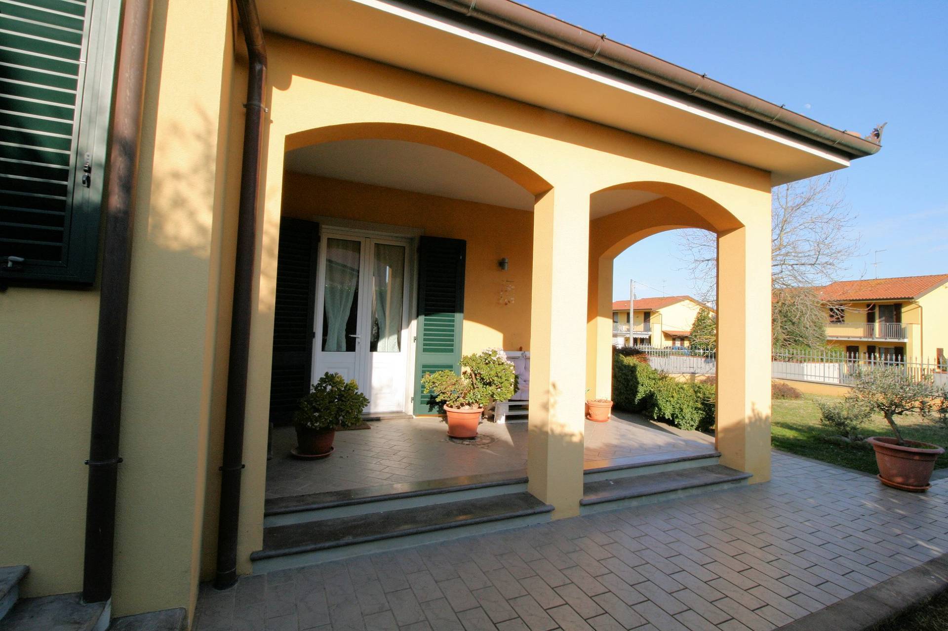 Villetta singola con giardino in vendita a Montecarlo