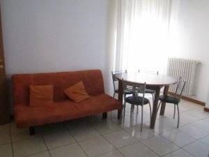 Appartamento al piano primo con ascensore in zona centrale in vendita a Pistoia, Centrale