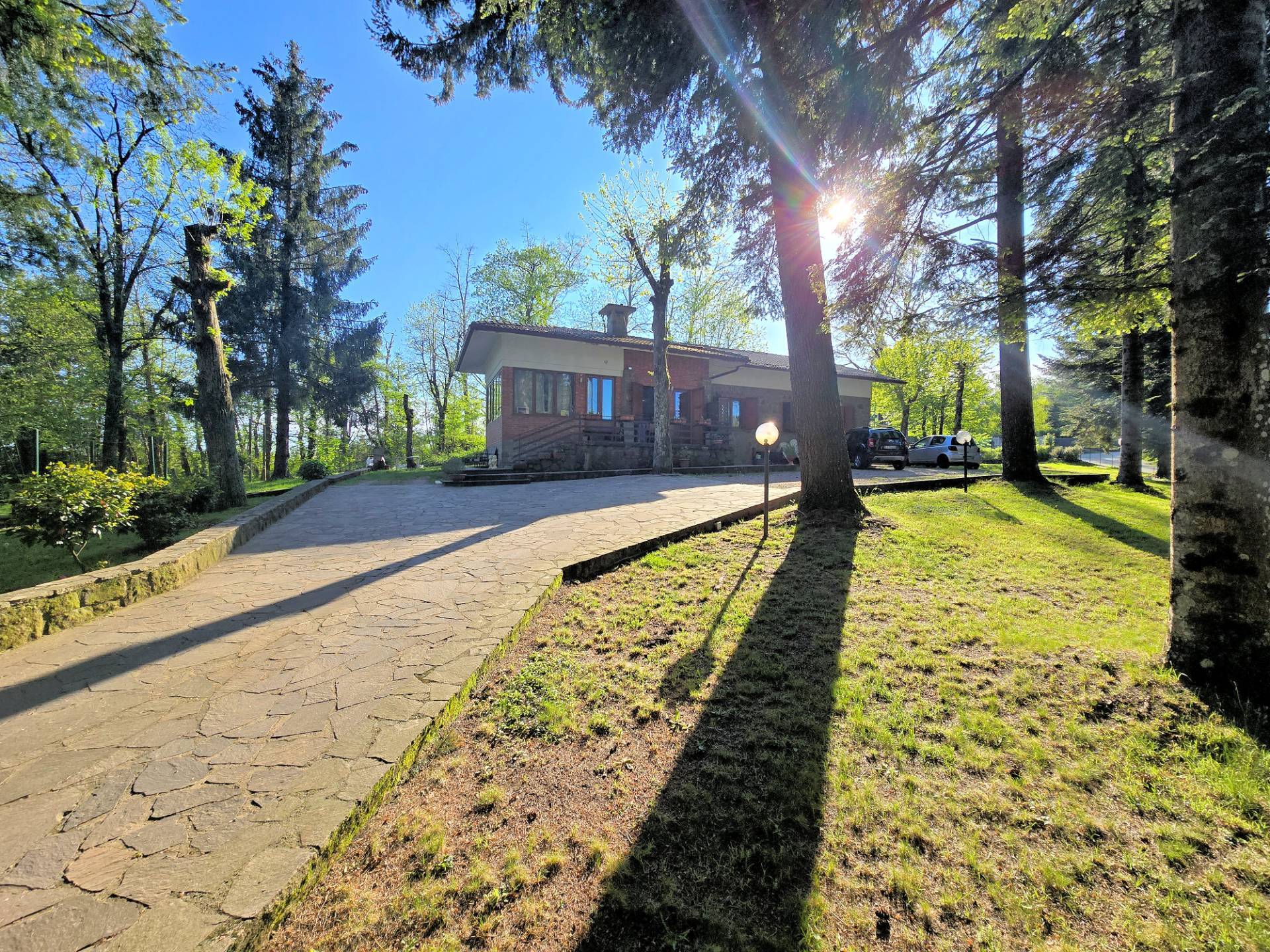 Villa con ampio giardino in vendita a Marliana, Femminamorta