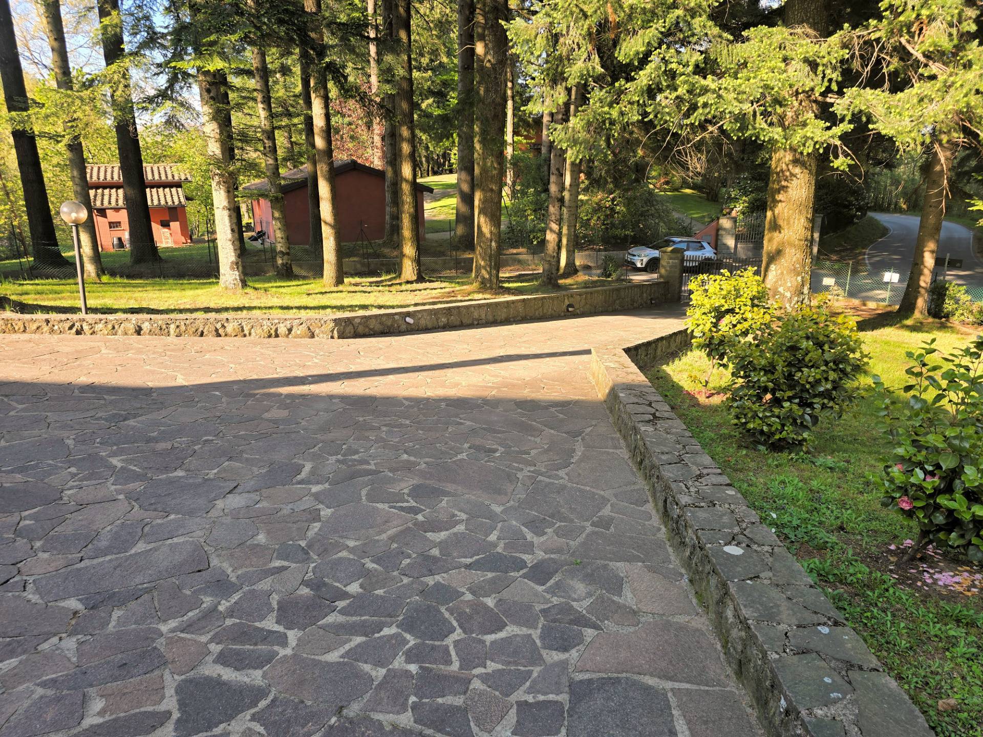 Villa con ampio giardino in vendita a Marliana, Femminamorta