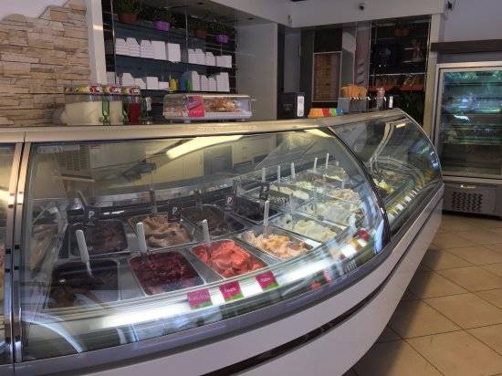 Proponiamo licenze commerciali di vario genere in vendita a Pistoia