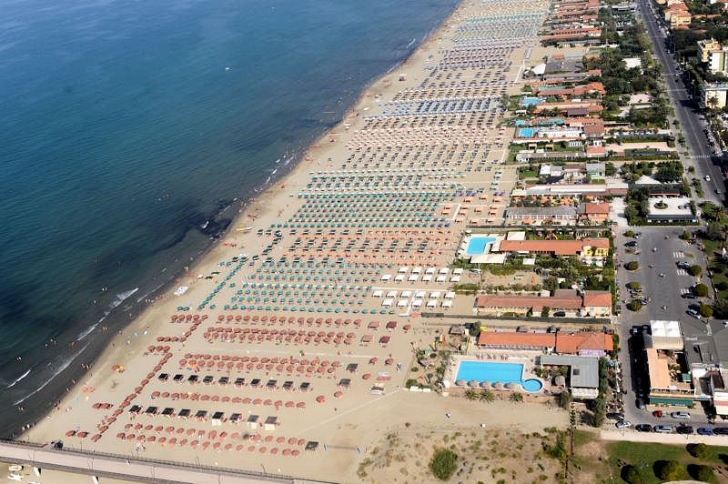 Bellissimo stabilimento balneare in Versilia in vendita a Viareggio