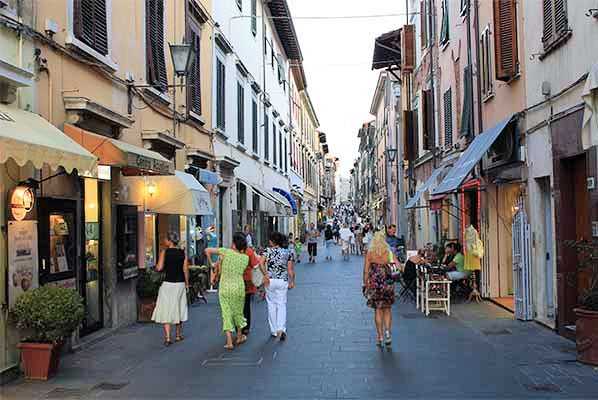 Bellissimo stabilimento balneare in Versilia in vendita a Viareggio