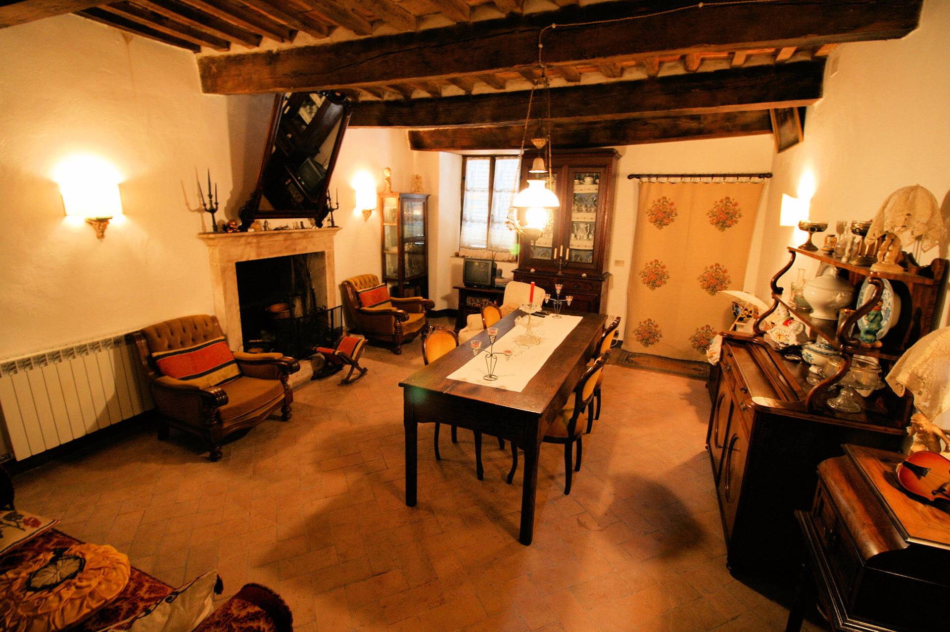 Porzione di terratetto con giardino e vista panoramica in vendita a Manciano, Montemerano