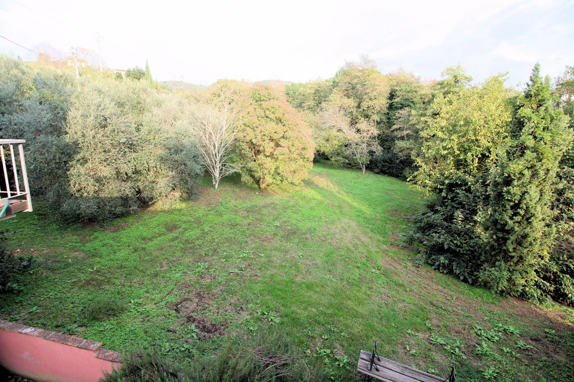 Porzione terratetto indipendente con parco in vendita a Lamporecchio