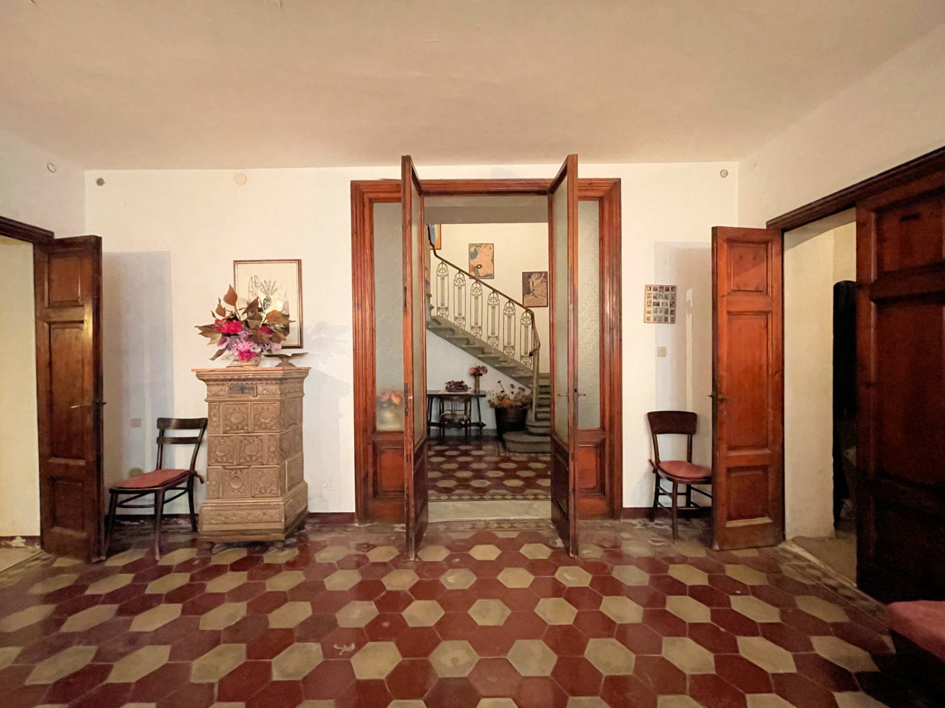 Villa di ampia superficie con giardino in vendita a Capannoli, San Pietro Belvedere