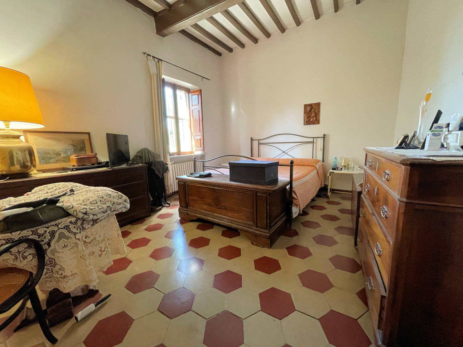 Villa di ampia superficie con giardino in vendita a Capannoli, San Pietro Belvedere