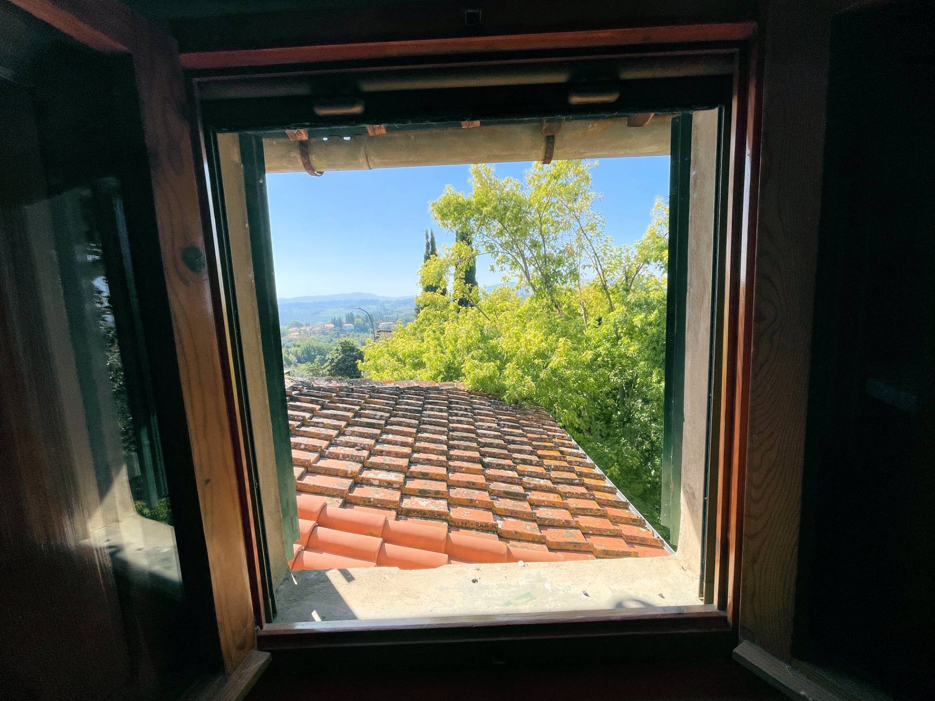 Villa di ampia superficie con giardino in vendita a Capannoli, San Pietro Belvedere