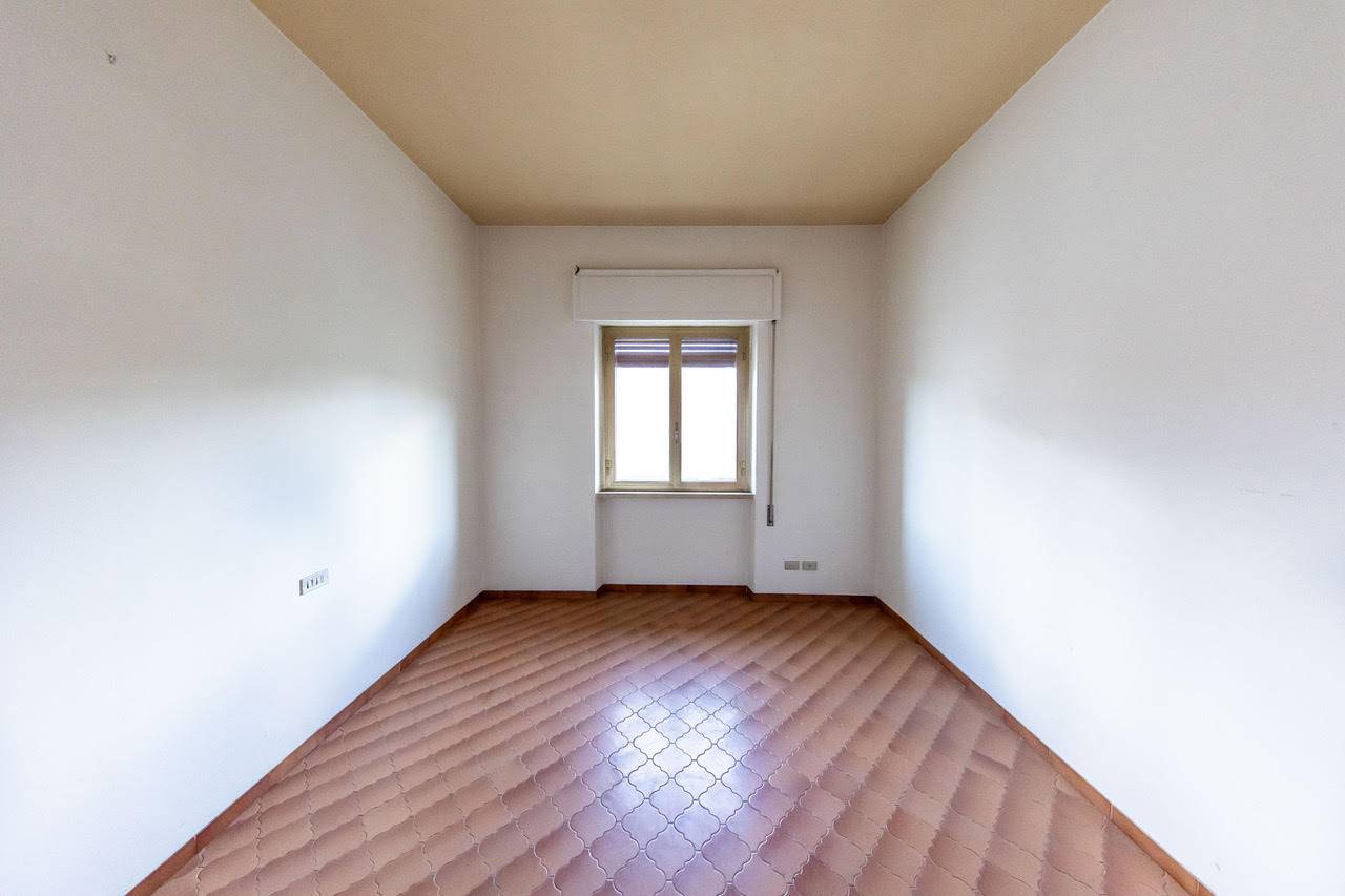 Appartamento in villa con giardino privato in vendita a Pescia