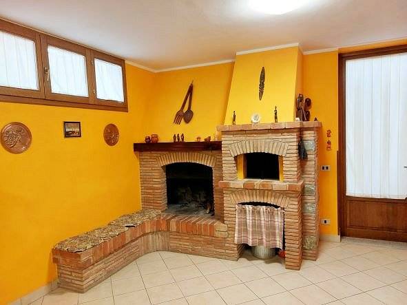 villa di ampia superficie con giardino in vendita a Loro Ciuffenna, San Giustino Valdarno