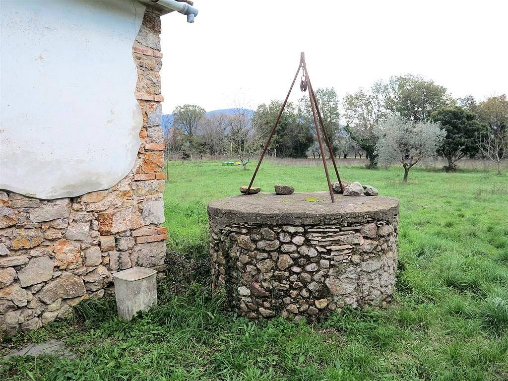 Annesso agricolo da ristrutturare in splendida posizione in vendita a Gavorrano, Bagno di Gavorrano