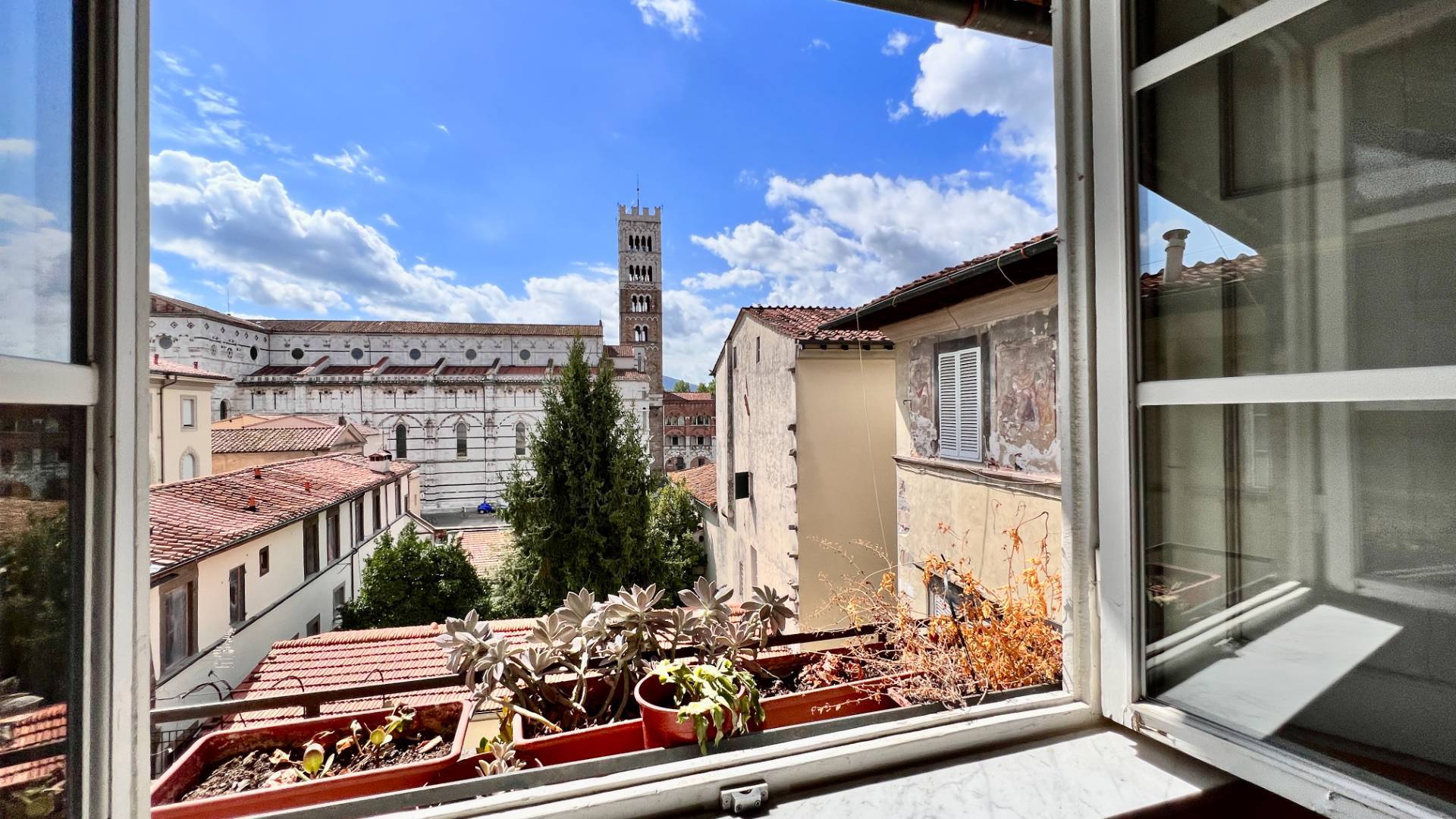Appartamento in centro storico in vendita a Lucca, Centro storico