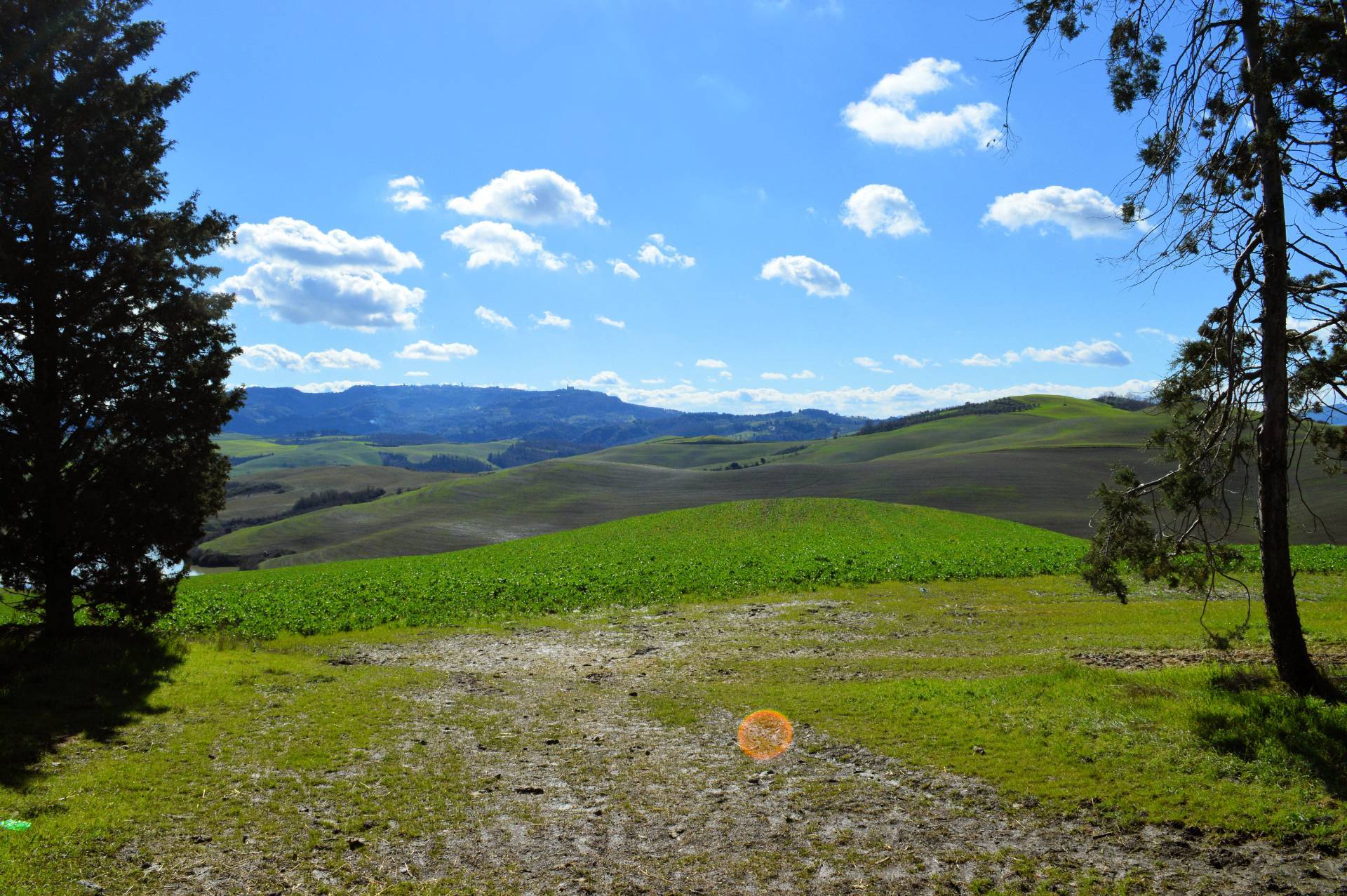 Casale da ristrutturare con vista panoramica in vendita a Volterra