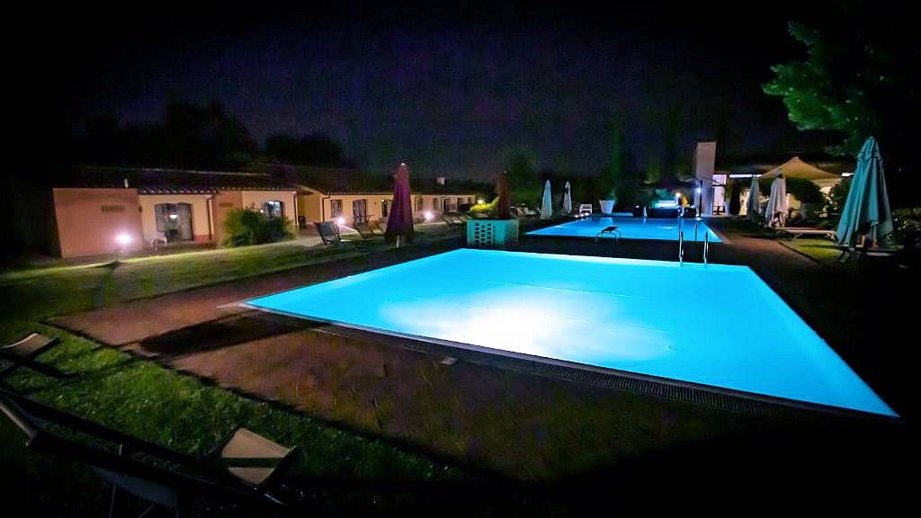 Complesso turistico ricettivo di ampia superficie in ottima posizione in vendita a Ponsacco