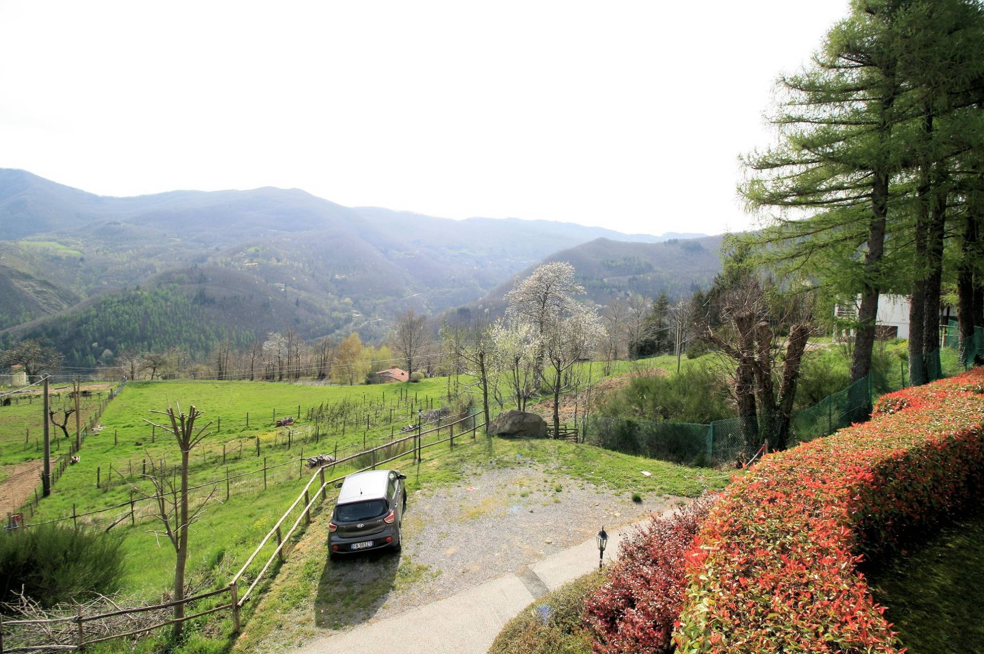 Villa unifamiliare con giardino in posizione panoramica in vendita a Abetone Cutigliano