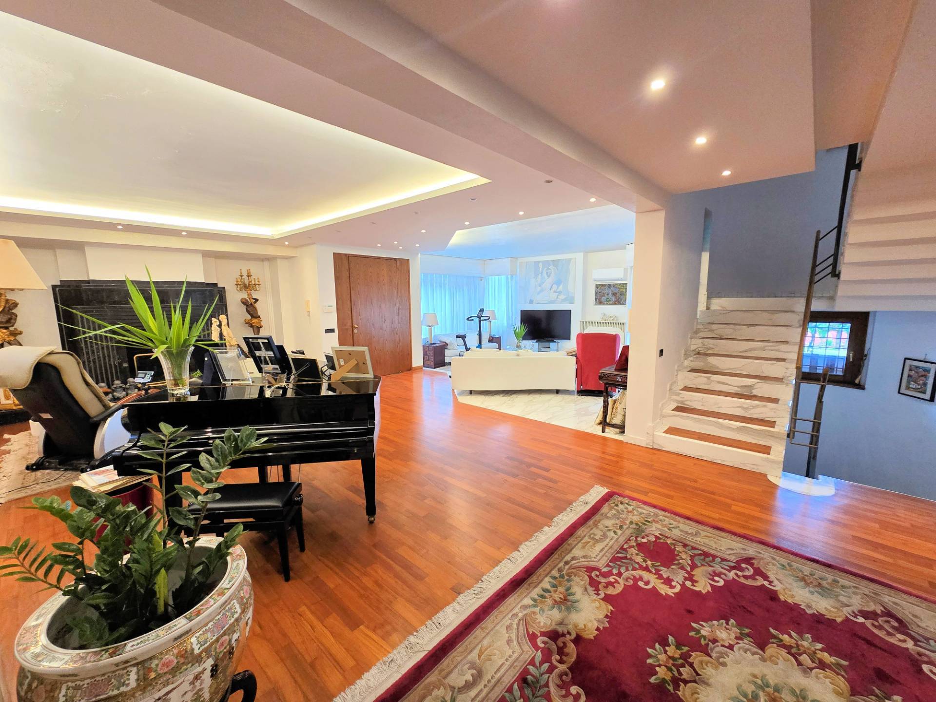 Villa di pregio con ottime rifiniture in comoda zona residenziale in vendita a Pieve a Nievole