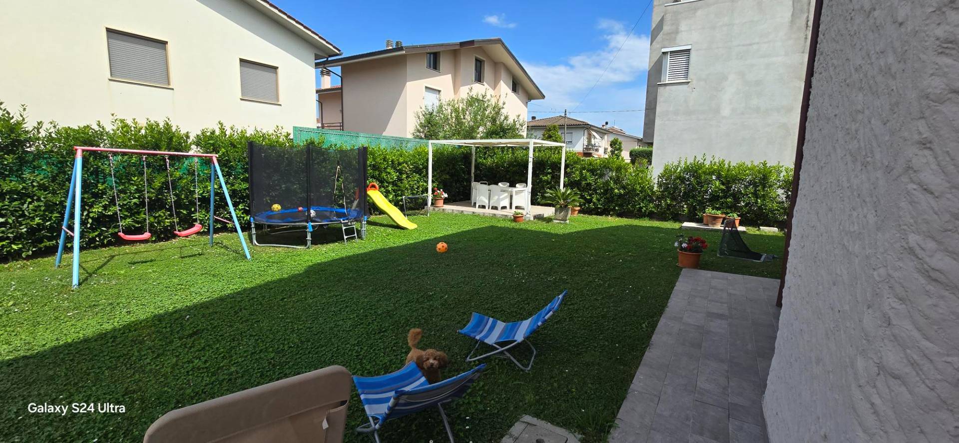 Villetta recentemente ristrutturata libera su quattro lati con ampio giardino in vendita a Ponte Bug