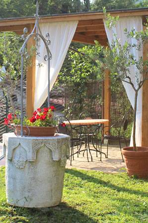 Rustico in stile Toscano con ampio terreno piscina laghetto e vista panoramica in vendita a San Marc