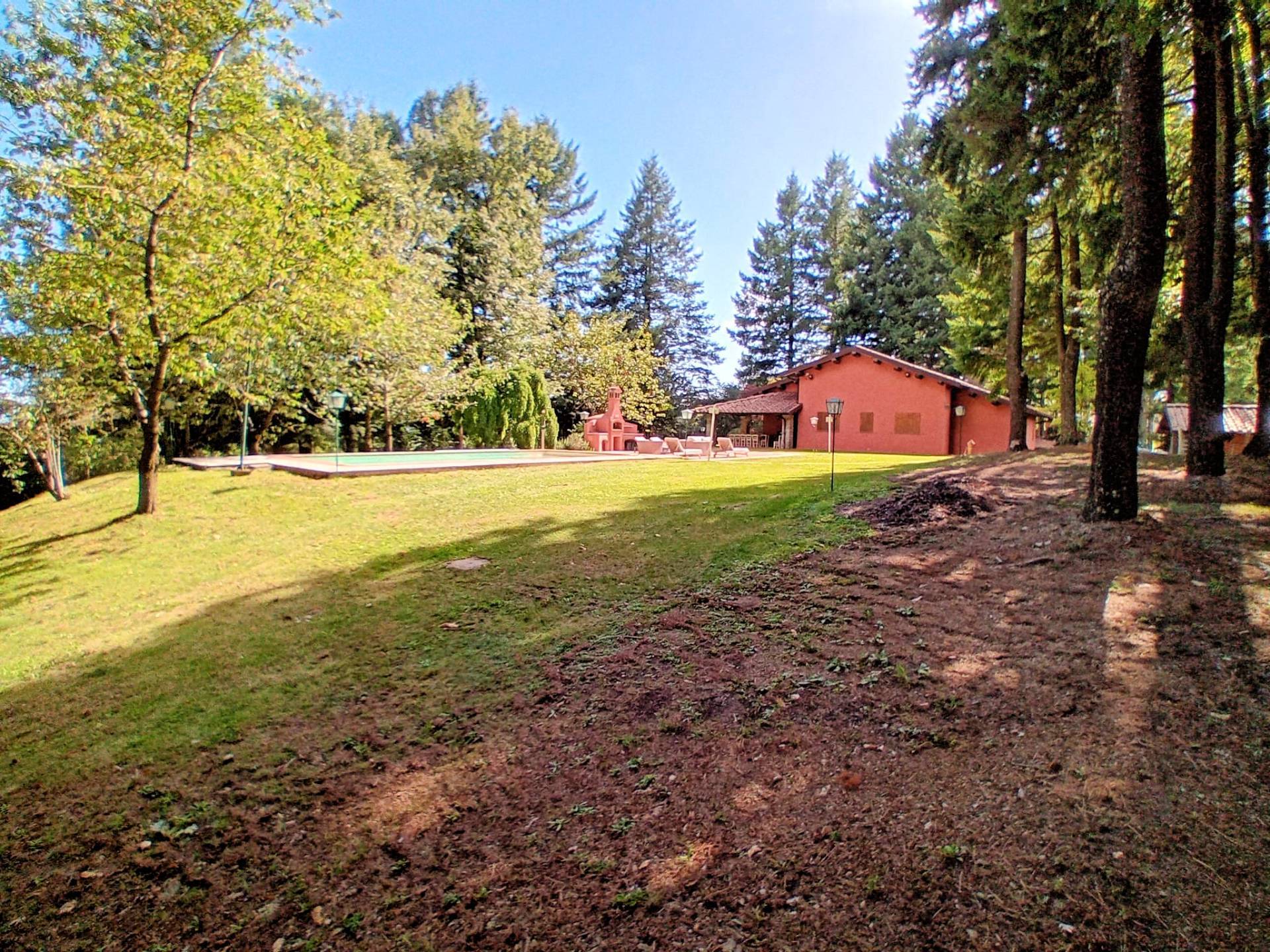 Bellissima villa unifamiliare con annessi parco e piscina in vendita a Marliana, Femminamorta