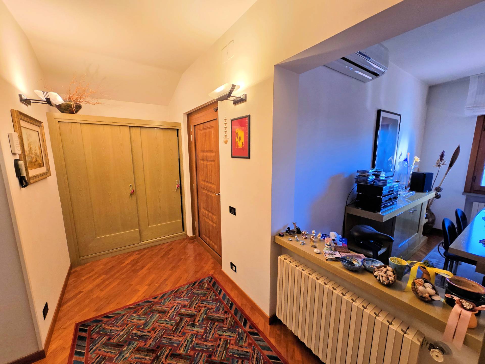 Appartamento posto al piano primo di villetta bifamiliare con garage e giardino in vendita a Buggian