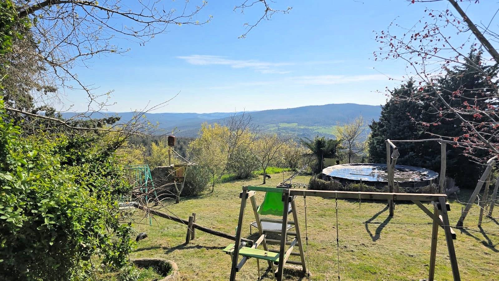 Rustico in stile Toscano con terreno in splendida posizione in vendita a Monterotondo Marittimo